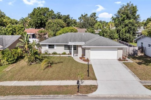 House in Palm Harbor, Florida 3 bedrooms, 150.13 sq.m. № 1876161 - photo 26
