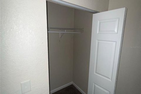 House in Jacksonville, Florida 3 bedrooms, 128.02 sq.m. № 2222782 - photo 16
