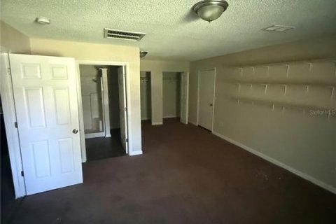 House in Jacksonville, Florida 3 bedrooms, 128.02 sq.m. № 2222782 - photo 7