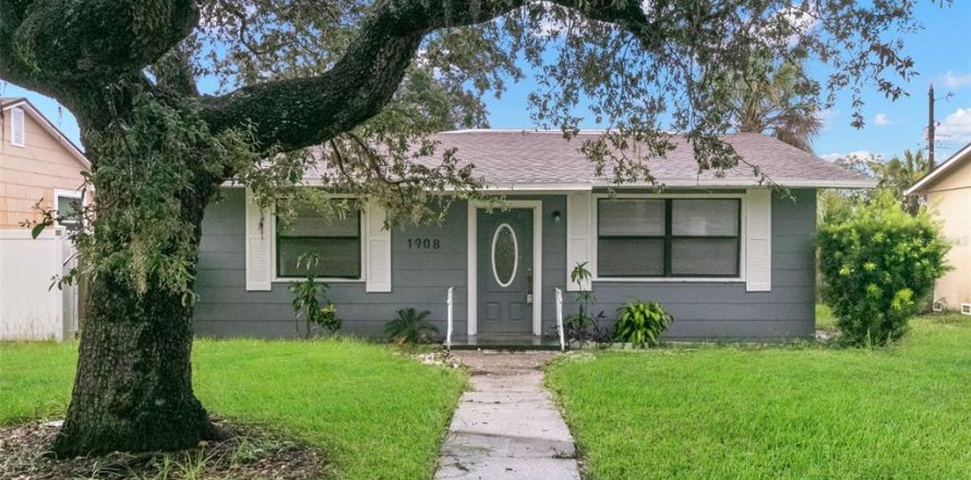 Casa en Saint Petersburg, Florida 3 dormitorios, 149.94 m2 № 1883535