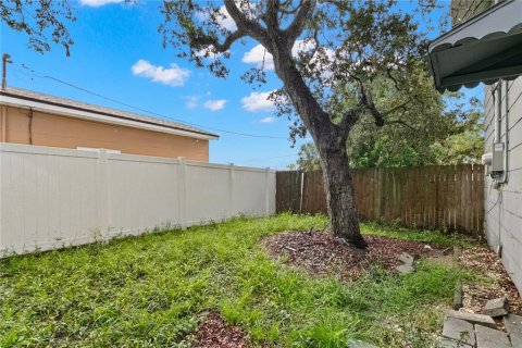 Casa en alquiler en Saint Petersburg, Florida, 3 dormitorios, 149.94 m2 № 1883535 - foto 24