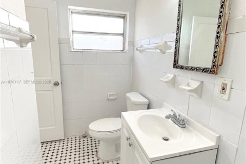 Villa ou maison à louer à Miami, Floride: 3 chambres, 141.21 m2 № 1994801 - photo 26