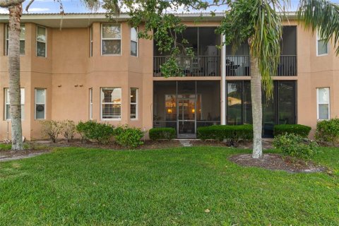Condo in Bradenton, Florida, 2 bedrooms  № 1655664 - photo 20