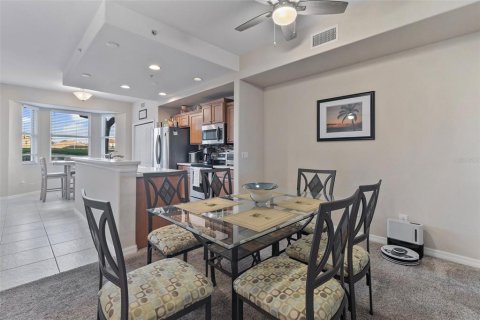 Condo in Bradenton, Florida, 2 bedrooms  № 1655664 - photo 15