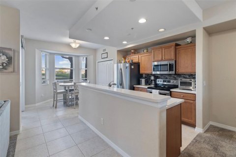 Condo in Bradenton, Florida, 2 bedrooms  № 1655664 - photo 8