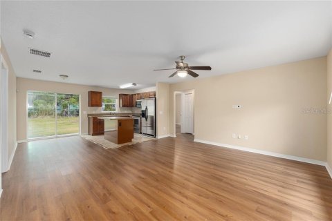 Casa en alquiler en Belleview, Florida, 3 dormitorios, 103.96 m2 № 1866392 - foto 14