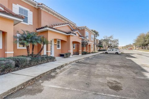 Townhouse in Kissimmee, Florida 2 bedrooms, 119.84 sq.m. № 1766061 - photo 2