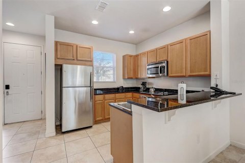 Townhouse in Kissimmee, Florida 2 bedrooms, 119.84 sq.m. № 1766061 - photo 12