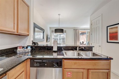 Townhouse in Kissimmee, Florida 2 bedrooms, 119.84 sq.m. № 1766061 - photo 14