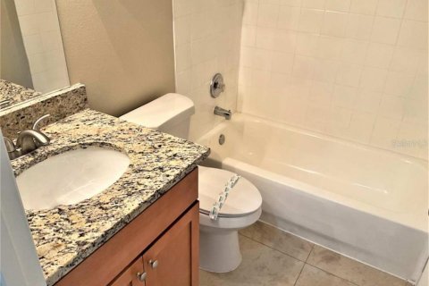 Villa ou maison à louer à Riverview, Floride: 3 chambres, 142.98 m2 № 1913898 - photo 4