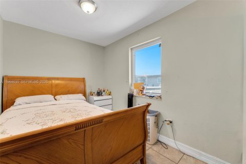 Adosado en venta en Miami Gardens, Florida, 3 dormitorios, 96.06 m2 № 2027961 - foto 22