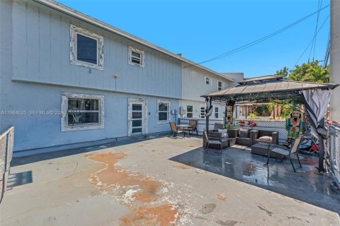 Adosado en venta en Miami Gardens, Florida, 3 dormitorios, 96.06 m2 № 2027961 - foto 2