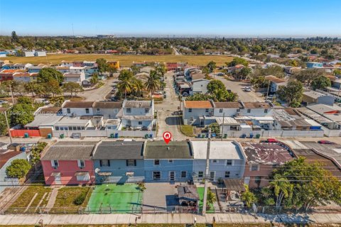 Adosado en venta en Miami Gardens, Florida, 3 dormitorios, 96.06 m2 № 2027961 - foto 27