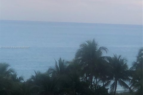 Appartement à louer à Bal Harbour, Floride: 1 chambre, 92.25 m2 № 1764060 - photo 5