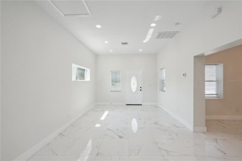 Villa ou maison à vendre à Winter Haven, Floride: 4 chambres, 207.17 m2 № 2305113 - photo 18