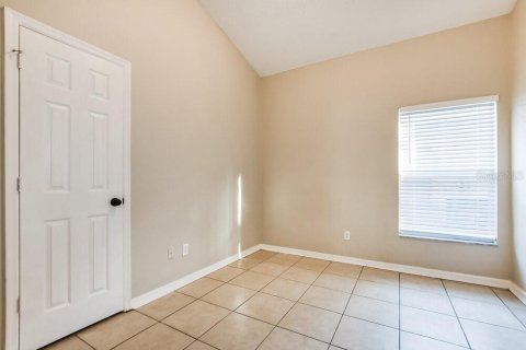 Villa ou maison à louer à Orlando, Floride: 3 chambres, 144.74 m2 № 2386747 - photo 12