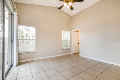 Villa ou maison à louer à Orlando, Floride: 3 chambres, 144.74 m2 № 2386747 - photo 10