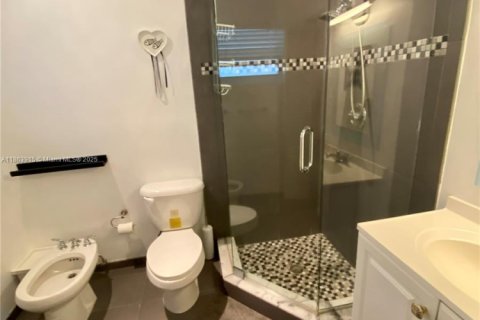 Touwnhouse à louer à Key Biscayne, Floride: 1 chambre, 72.09 m2 № 2015314 - photo 6