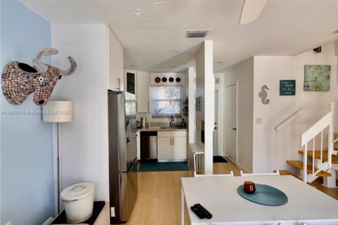 Touwnhouse à louer à Key Biscayne, Floride: 1 chambre, 72.09 m2 № 2015314 - photo 2