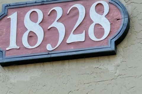 Condo in Hialeah, Florida, 1 bedroom  № 1494514 - photo 14