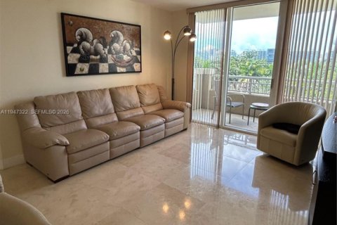 Condominio en venta en Aventura, Florida, 2 dormitorios, 109.16 m2 № 2003686 - foto 19