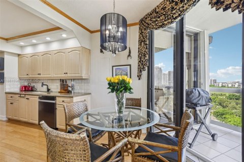 Купить кондоминиум в Авентура, Флорида 2 спальни, 139.35м2, № 2019527 - фото 8