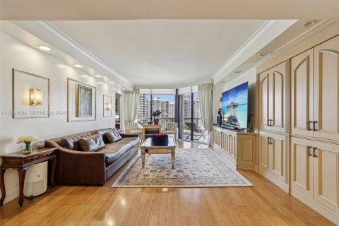 Купить кондоминиум в Авентура, Флорида 2 спальни, 139.35м2, № 2019527 - фото 3