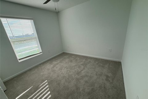House in Haines City, Florida 3 bedrooms, 138.15 sq.m. № 1910466 - photo 8