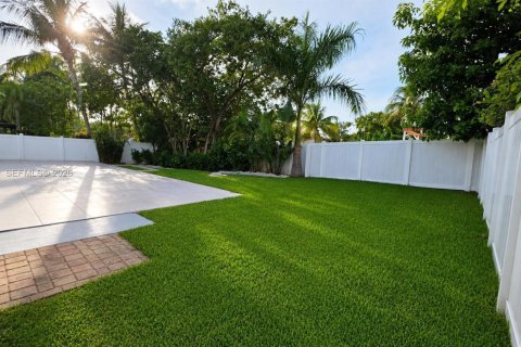 House in Hollywood, Florida 2 bedrooms, 107.77 sq.m. № 2189505 - photo 20
