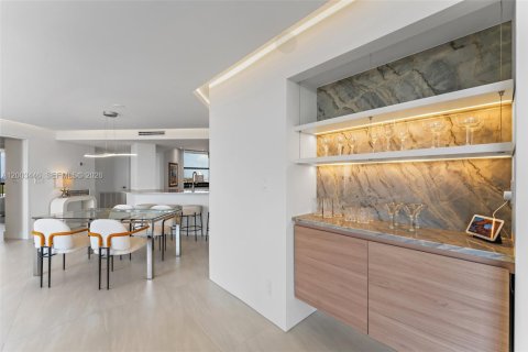 Снять в аренду кондоминиум в Дженсен-Бич, Флорида 2 спальни, 133.5м2, № 2066878 - фото 5