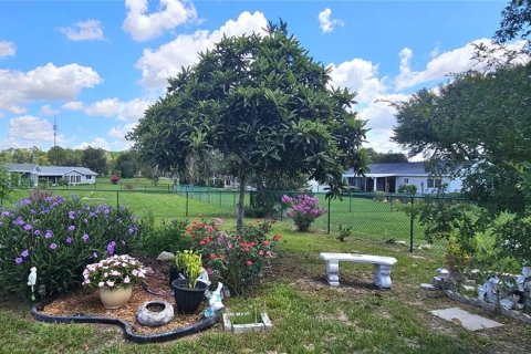 House in Ocala, Florida 2 bedrooms, 98.48 sq.m. № 2224354 - photo 7