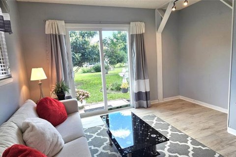 House in Ocala, Florida 2 bedrooms, 98.48 sq.m. № 2224354 - photo 15
