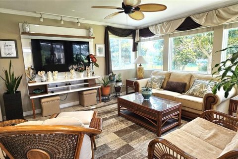 House in Ocala, Florida 2 bedrooms, 98.48 sq.m. № 2224354 - photo 20