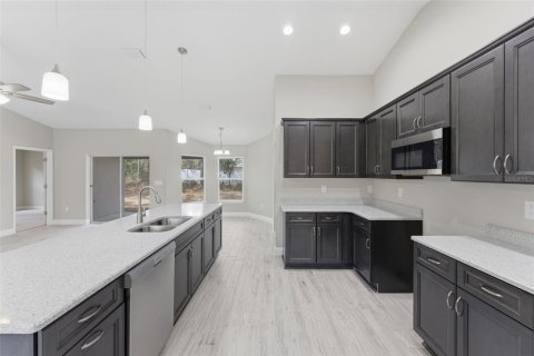 Villa ou maison à vendre à Citrus Springs, Floride: 3 chambres, 156.45 m2 № 2123980 - photo 16