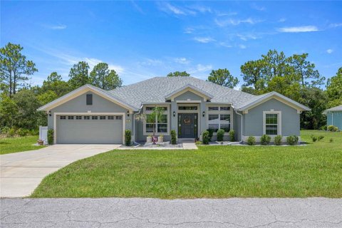 Villa ou maison à Homosassa, Floride 4 chambres, 196.02 m2 № 2316798
