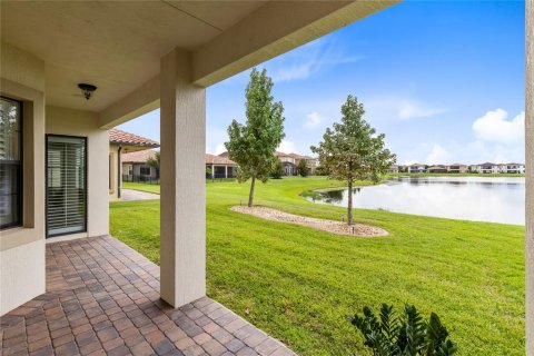 House in Orlando, Florida 4 bedrooms, 273.41 sq.m. № 2349385 - photo 27