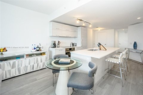 Снять в аренду кондоминиум в Майами, Флорида 2 спальни, 106.93м2, № 1860990 - фото 9