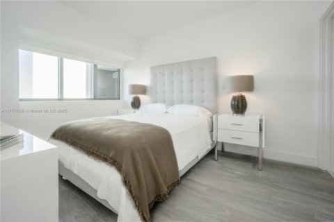 Снять в аренду кондоминиум в Майами, Флорида 2 спальни, 106.93м2, № 1860990 - фото 10