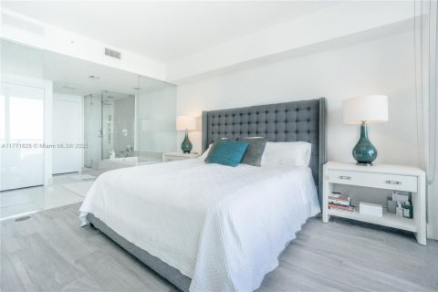 Снять в аренду кондоминиум в Майами, Флорида 2 спальни, 106.93м2, № 1860990 - фото 19