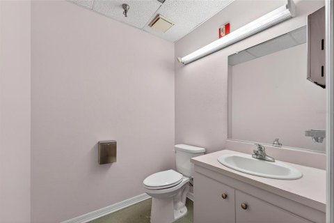 Propiedad comercial en venta en Plant City, Florida, 1155.15 m2 № 2104862 - foto 16
