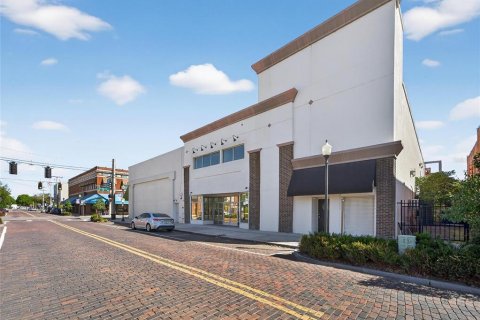 Propiedad comercial en venta en Plant City, Florida, 1155.15 m2 № 2104862 - foto 2