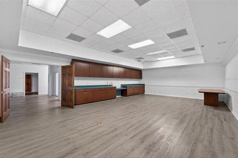 Propiedad comercial en venta en Plant City, Florida, 1155.15 m2 № 2104862 - foto 19
