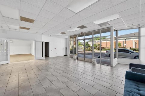 Propiedad comercial en venta en Plant City, Florida, 1155.15 m2 № 2104862 - foto 7