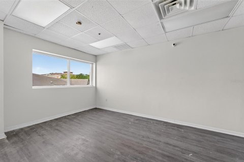 Propiedad comercial en venta en Plant City, Florida, 1155.15 m2 № 2104862 - foto 22