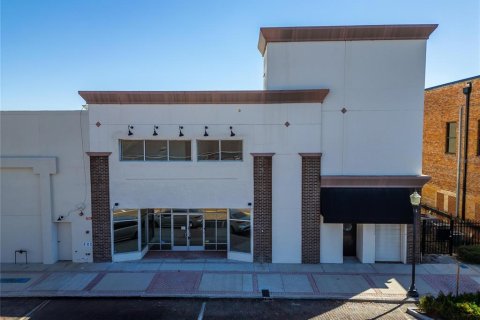 Propiedad comercial en venta en Plant City, Florida, 1155.15 m2 № 2104862 - foto 4