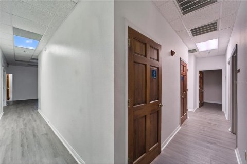 Propiedad comercial en venta en Plant City, Florida, 1155.15 m2 № 2104862 - foto 14