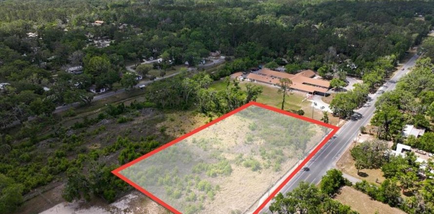 Terreno en Cross City, Florida № 1651153