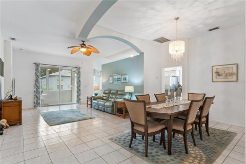 Villa ou maison à vendre à New Port Richey, Floride: 3 chambres, 161.46 m2 № 2334041 - photo 9