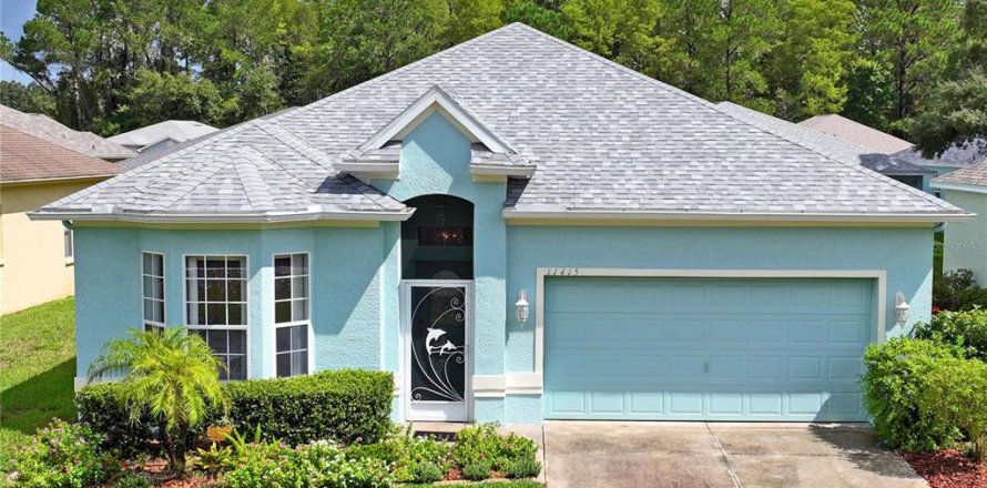 Villa ou maison à New Port Richey, Floride 3 chambres, 161.46 m2 № 2334041