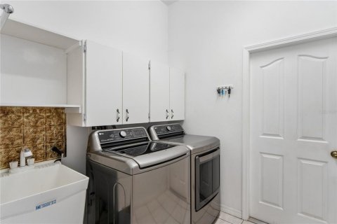 Villa ou maison à vendre à New Port Richey, Floride: 3 chambres, 161.46 m2 № 2334041 - photo 21